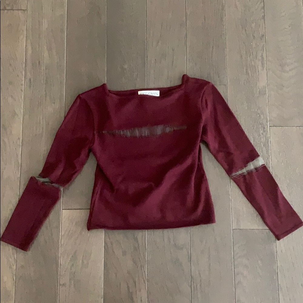 Angelica Val maroon long sleeved mesh top size M